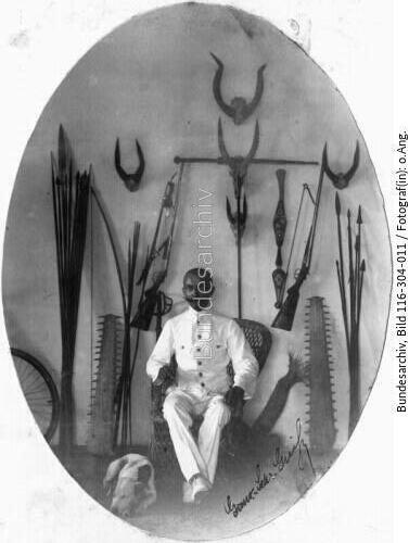 Kamerun, Sekretär Gruß