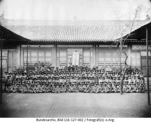 Tientsin, Chinesische Schulinspektoren