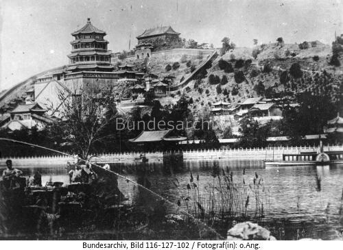 Tsingtau, Tempel oder Palast