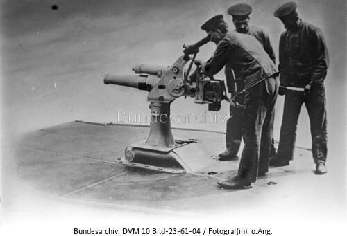 Versenkbares 7,5cm-U-Boot-Geschütz