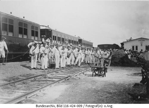 Kiautschou, Tsingtau, Bahnhof