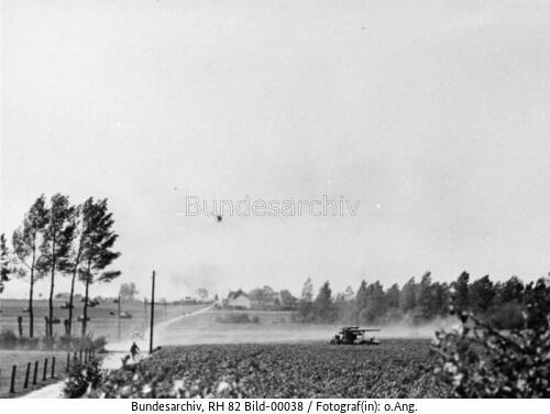 Belgien, Gembloux, Panzerangriff