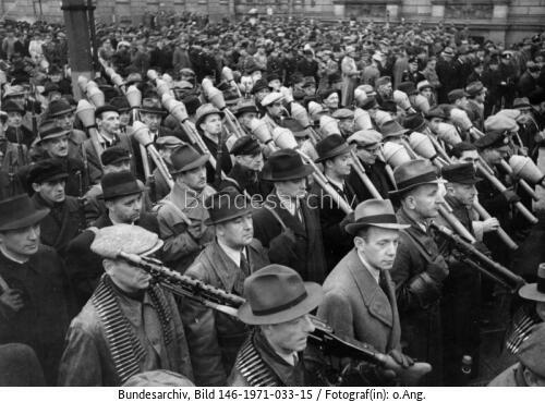Berlin, Volkssturm-Parade vor Goebbels