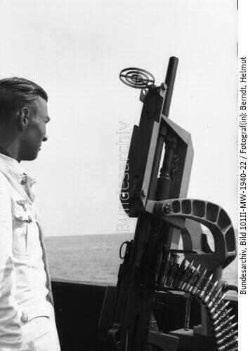 Auf See, Dienst an Bord, Flak