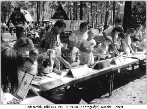 Berlin, Pionierpark, Kinderfest
