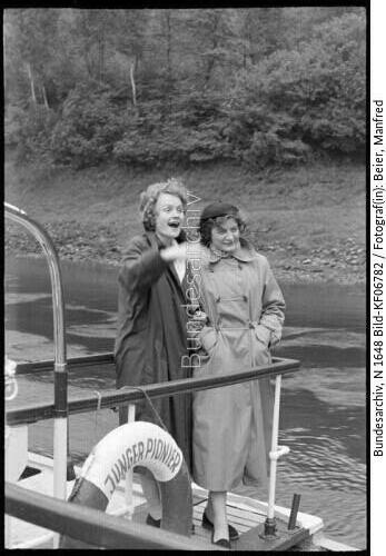 Rathen, Schiffsausflug auf der Elbe