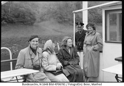 Rathen, Schiffsausflug auf der Elbe