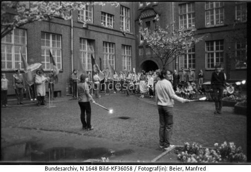 Berlin Lichtenberg, 5. Oberschule, Schulappell