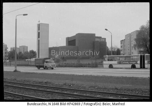 Berlin-Marzahn, Katholische Kirche