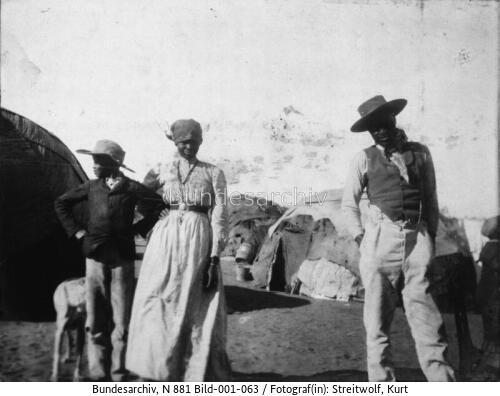 Deutsch-Südwestafrika, Einheimische vor Pontocks