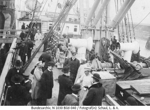 Passagiere auf Schiff