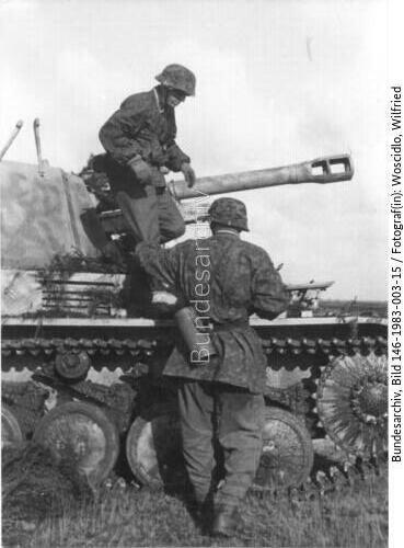 Panzerhaubitze Wespe
