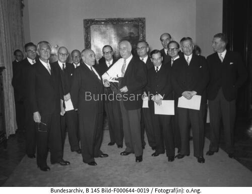 Bonn, Vereidigung der Bundesverfassungrichter