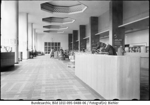 Helsinki, Hauptpost, Schalterhalle