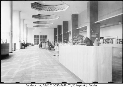 Helsinki, Hauptpost, Schalterhalle