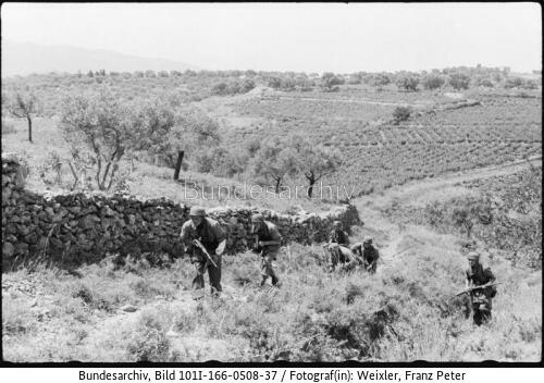 Kreta, Vormarsch deutscher Fallschirmjäger