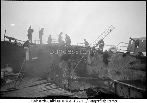 St. Nazaire, Zerstörer "HMS Campbeltown"