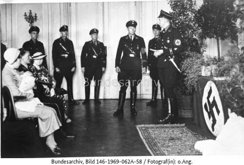 Verein Lebensborn, "Taufe"