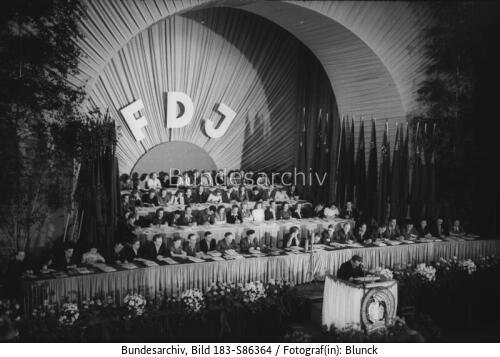 Leipzig, III. FDJ-Parlament, Eröffnung